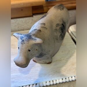 Vintage ceramic cow decor for country kitchen.